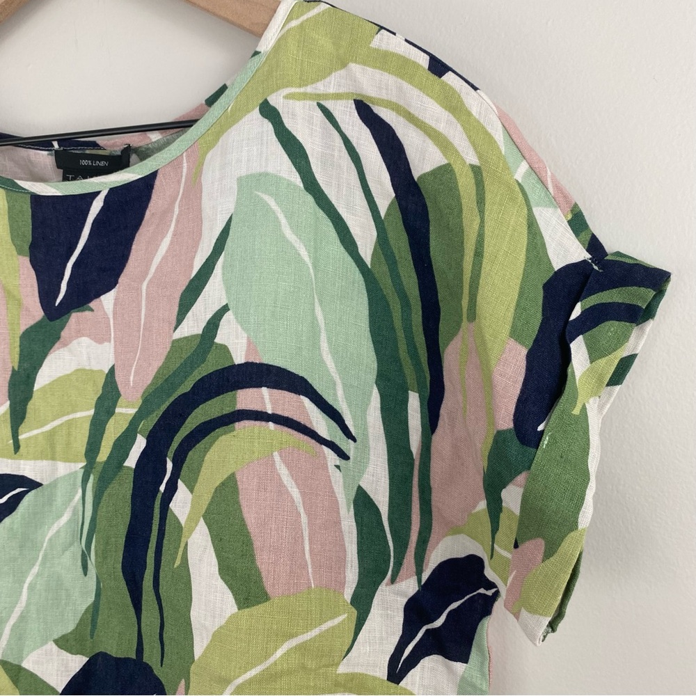 Tahari Botanical Print Linen Top - Picture 2 of 8
